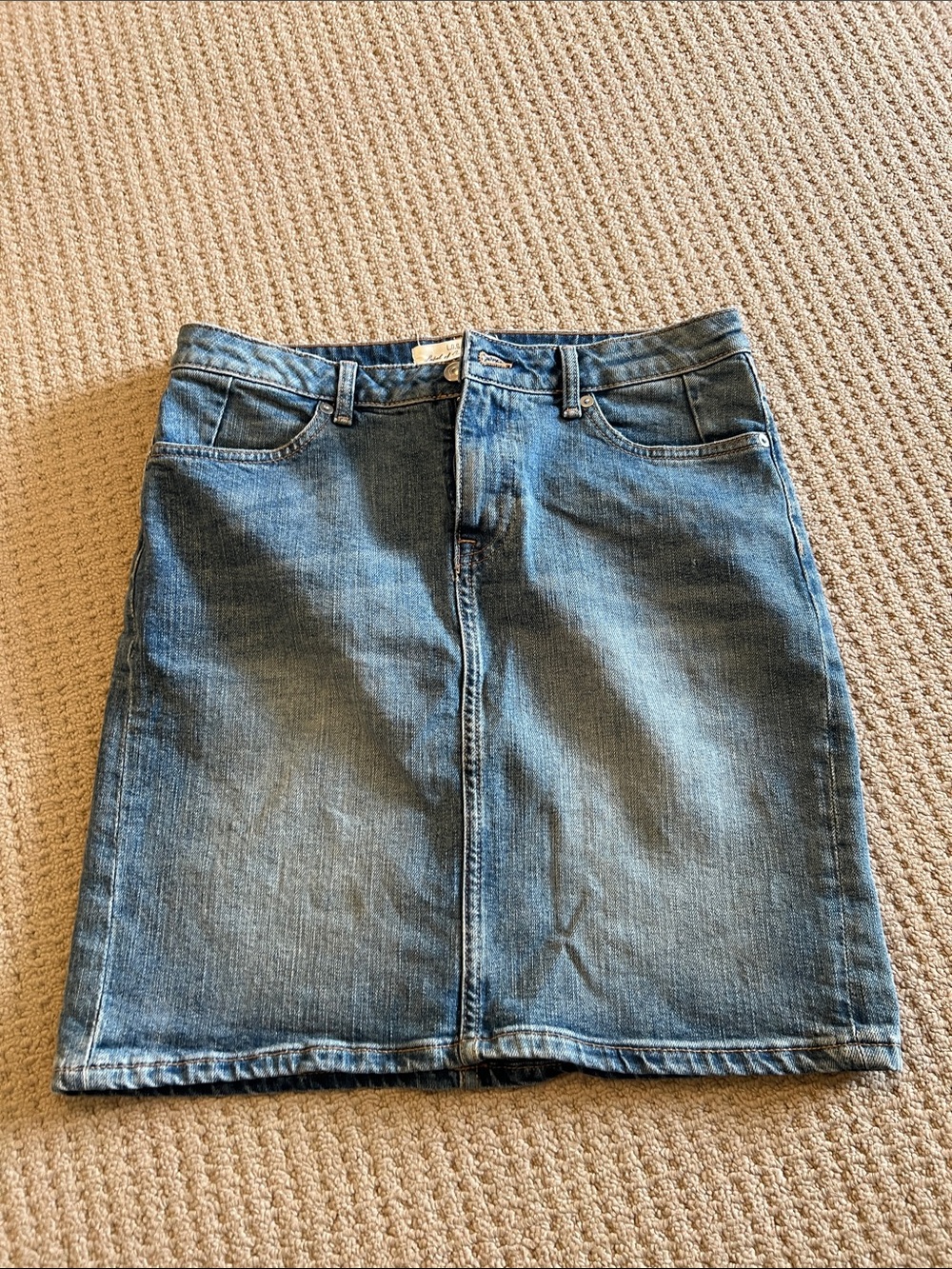 Women's Denim A-Line Skirt in Medium Blue - Casual Classic